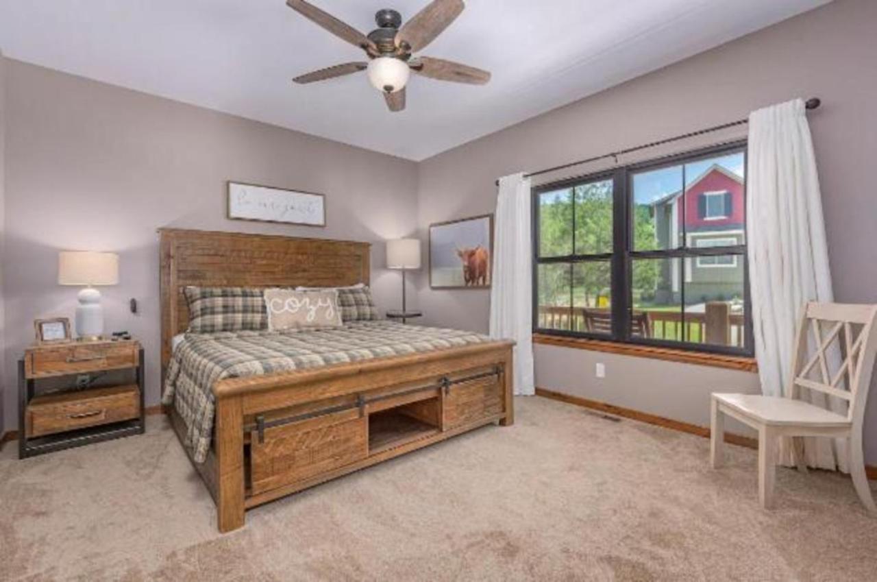 Premier Retreat With Hot Tub, Theater & Pool Table Villa Hollister ภายนอก รูปภาพ
